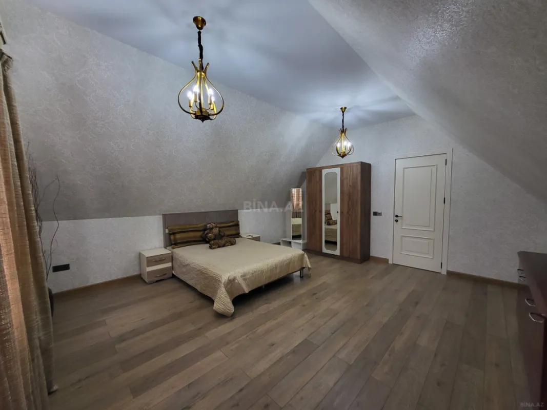 Satılır 4 otaqlı həyət evi 220 m²