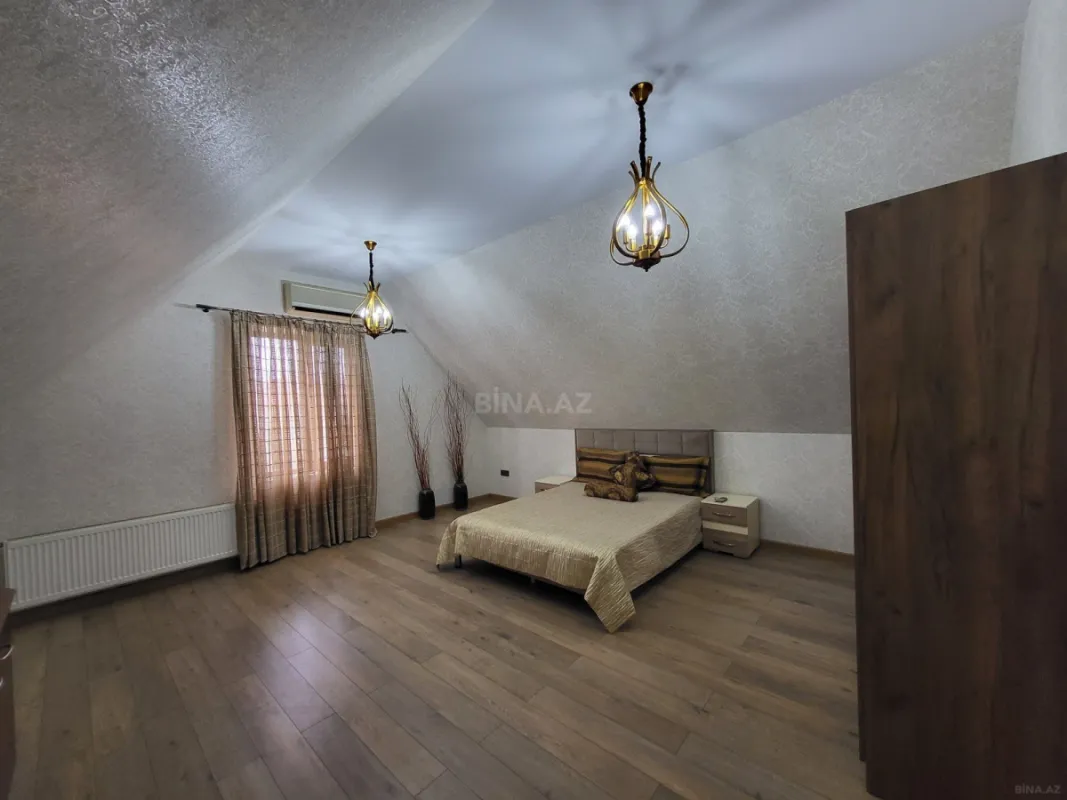 Satılır 4 otaqlı həyət evi 220 m²