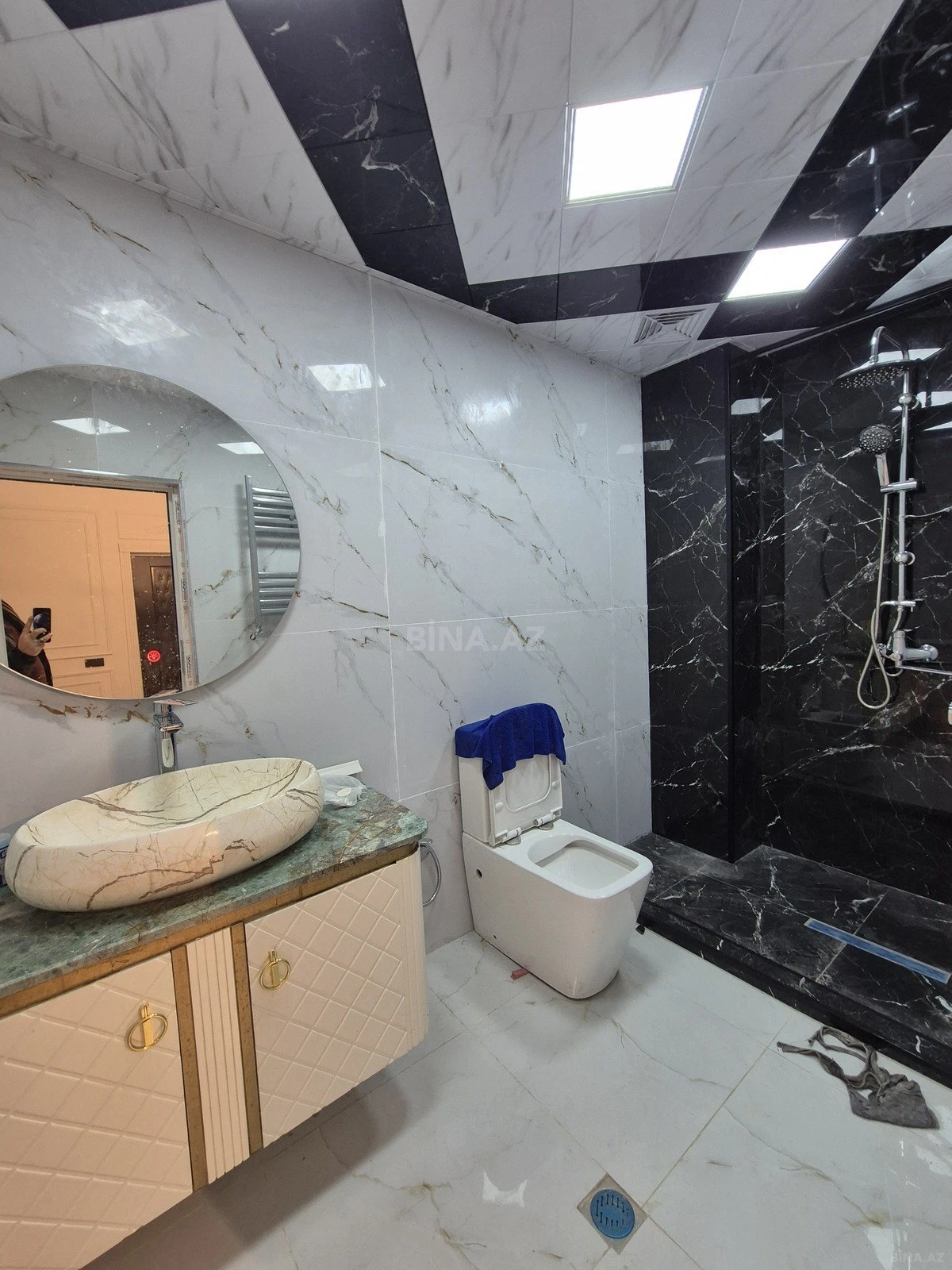 Satılır 2 otaqlı mənzil 55 m²