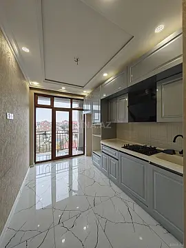 Satılır 2 otaqlı mənzil 75 m²