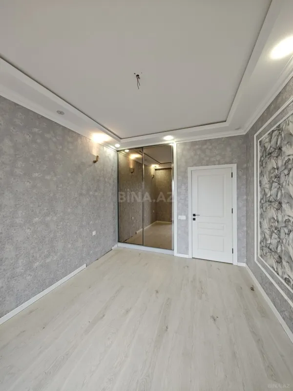 Satılır 2 otaqlı mənzil 75 m²