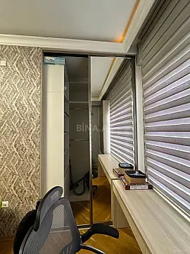 Satılır 4 otaqlı mənzil 135 m²