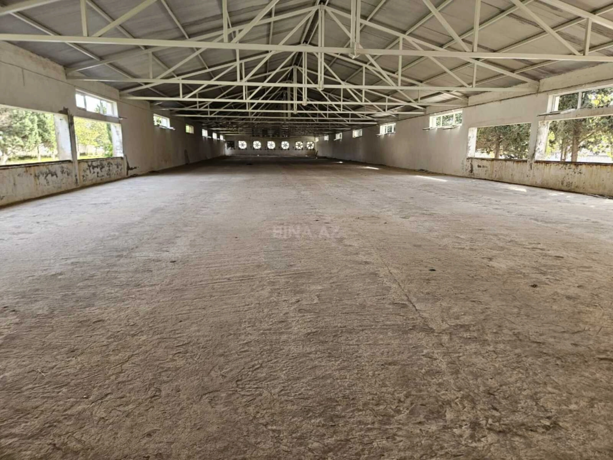 Kirayə verilir obyekt 1470 m²