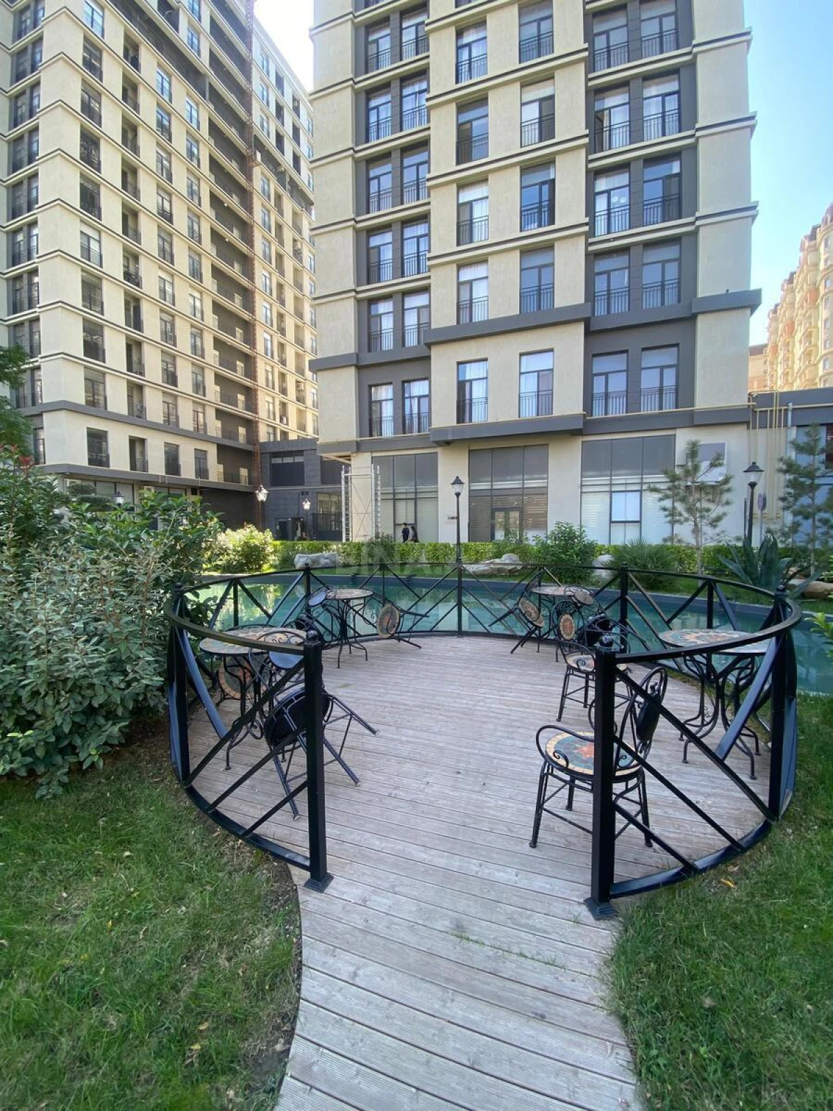 Satılır 2 otaqlı mənzil 65.8 m²