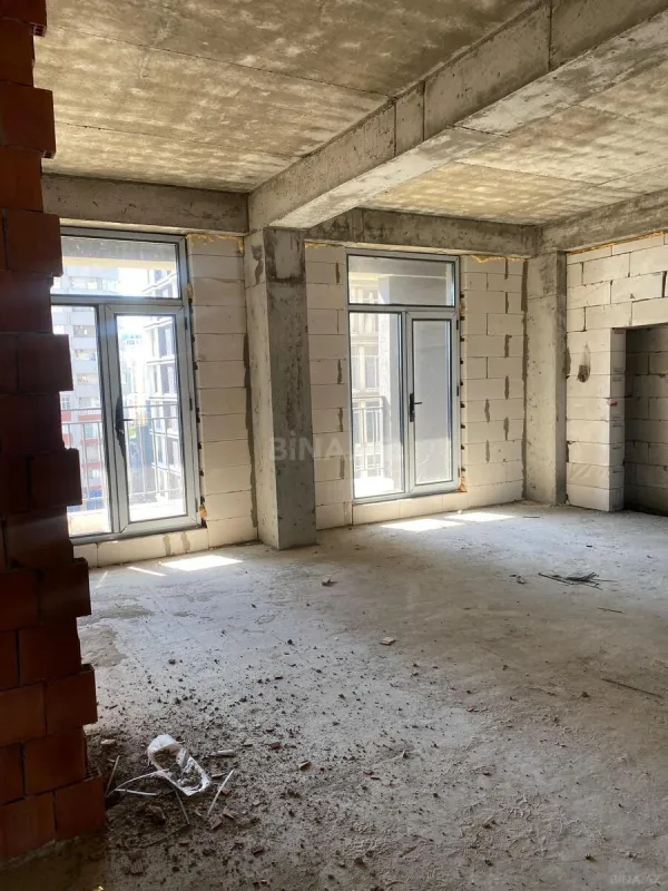 Satılır 2 otaqlı mənzil 65.8 m²