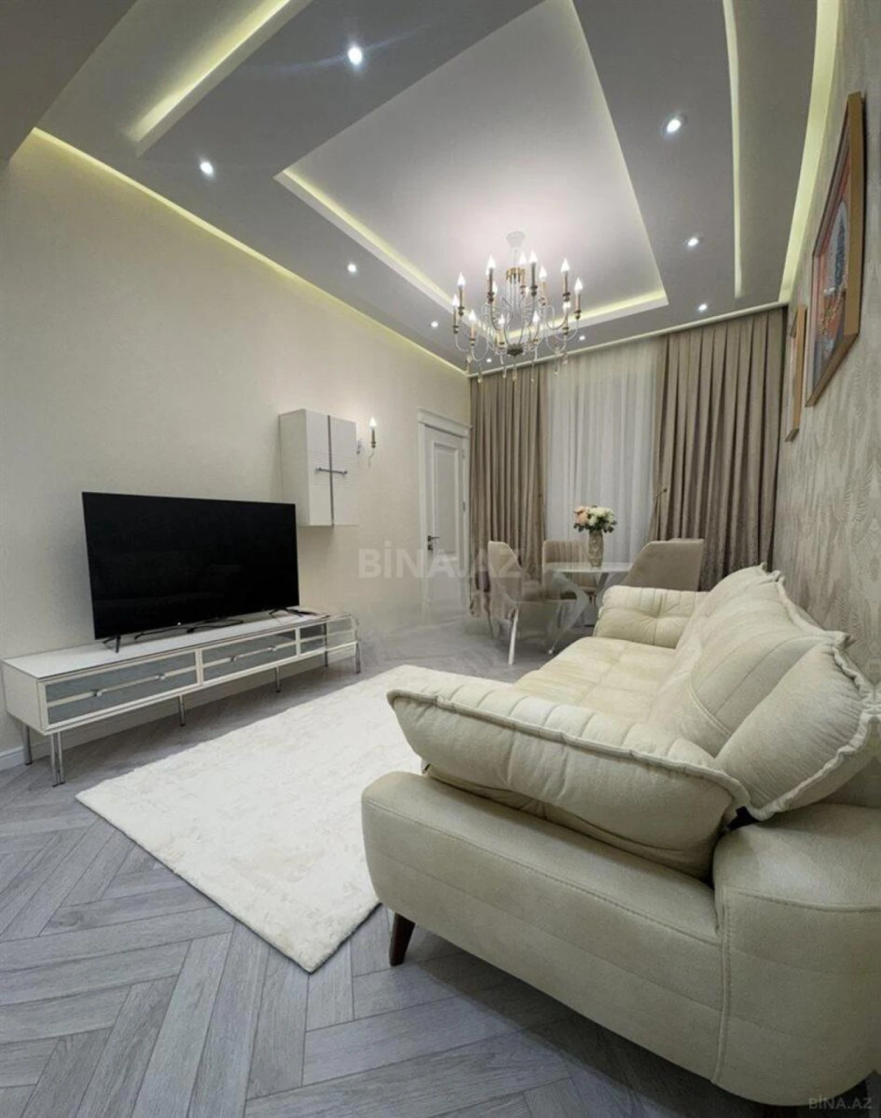 Satılır 3 otaqlı mənzil 99 m²