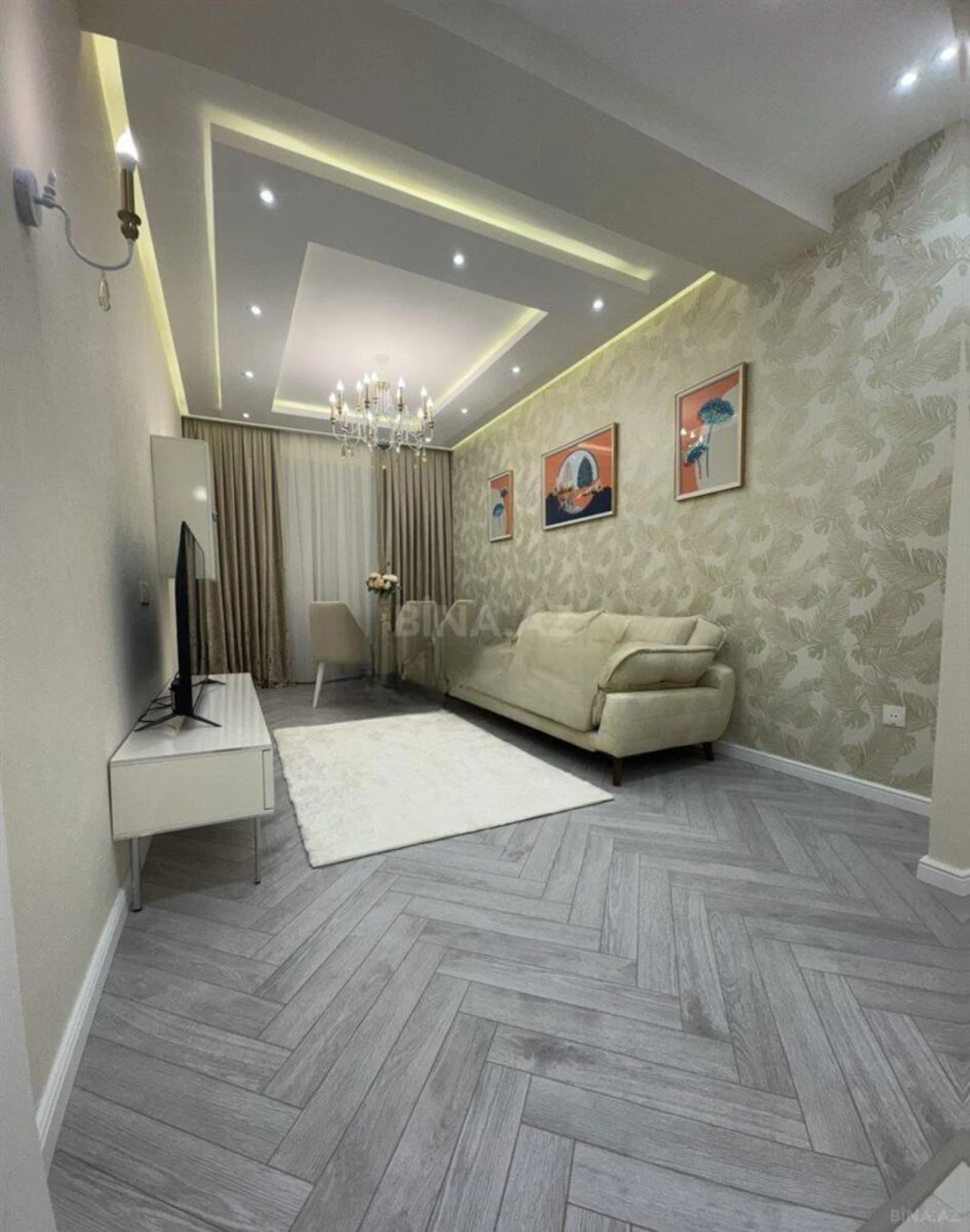 Satılır 3 otaqlı mənzil 99 m²