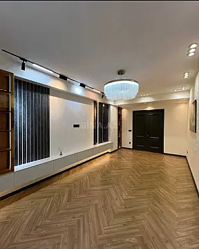 Satılır 3 otaqlı mənzil 134 m²