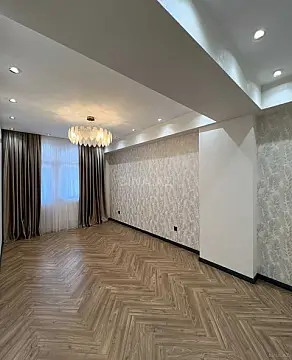 Satılır 3 otaqlı mənzil 134 m²