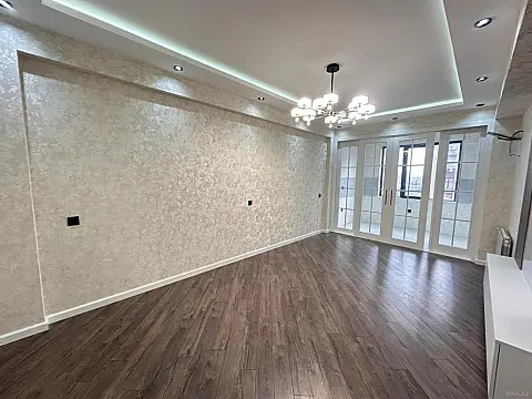 Satılır 3 otaqlı mənzil 84 m²