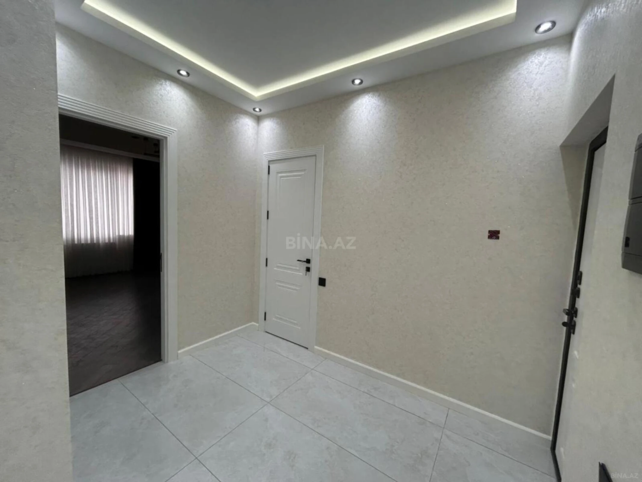 Satılır 3 otaqlı mənzil 84 m²