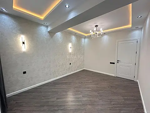 Satılır 3 otaqlı mənzil 84 m²