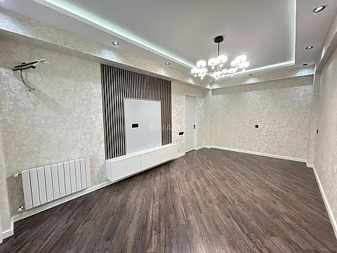 Satılır 3 otaqlı mənzil 84 m²