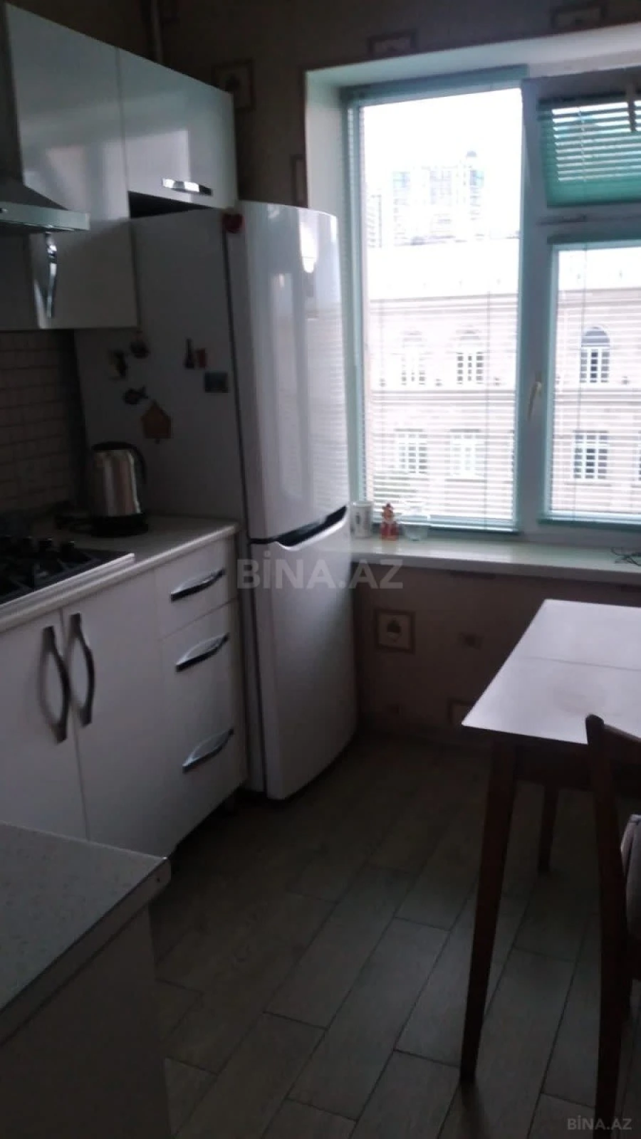 Kirayə verilir 2 otaqlı mənzil 50 m²