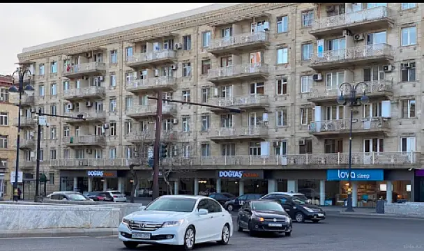 Kirayə verilir 2 otaqlı mənzil 50 m² — Bakı, Nizami 2 otaq 50.00 m²