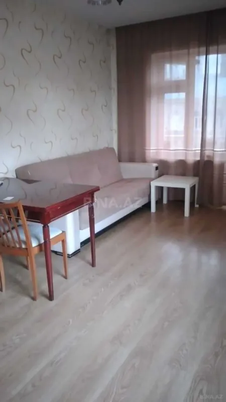Kirayə verilir 2 otaqlı mənzil 50 m²