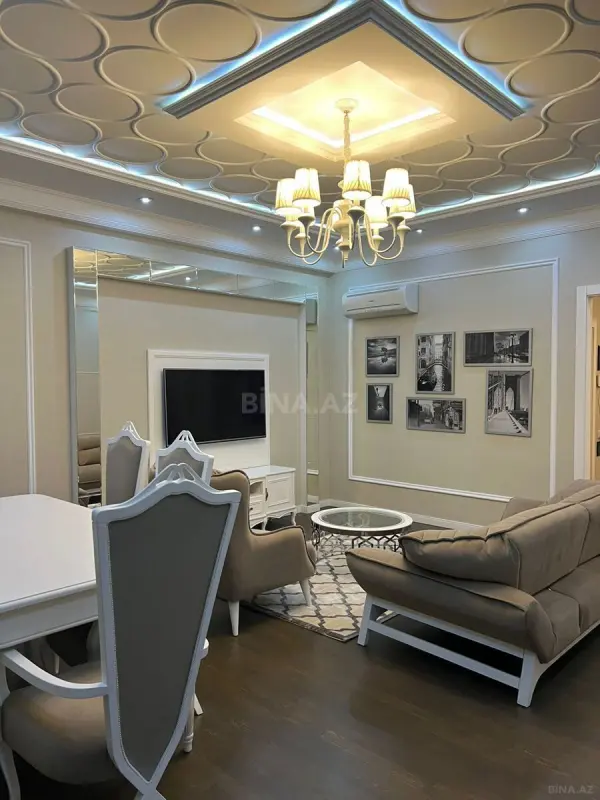 Kirayə verilir 2 otaqlı mənzil 100 m²