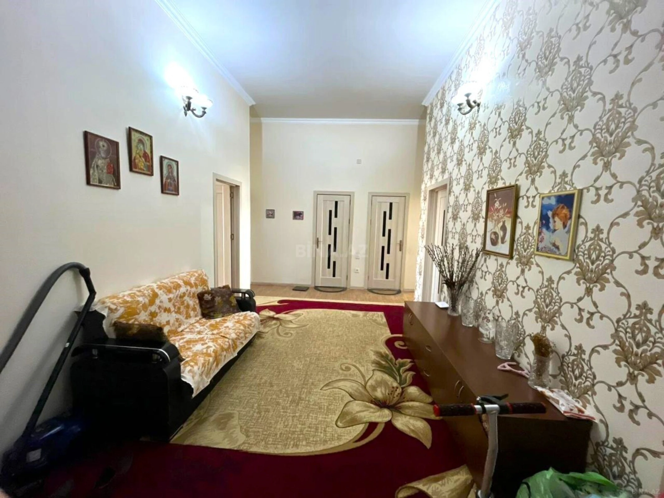 Satılır 3 otaqlı mənzil 150 m²
