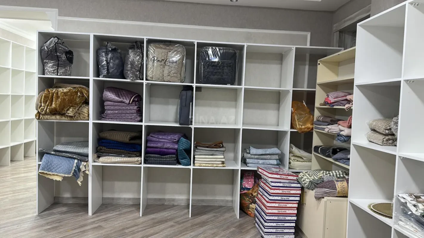 Satılır obyekt 45 m²