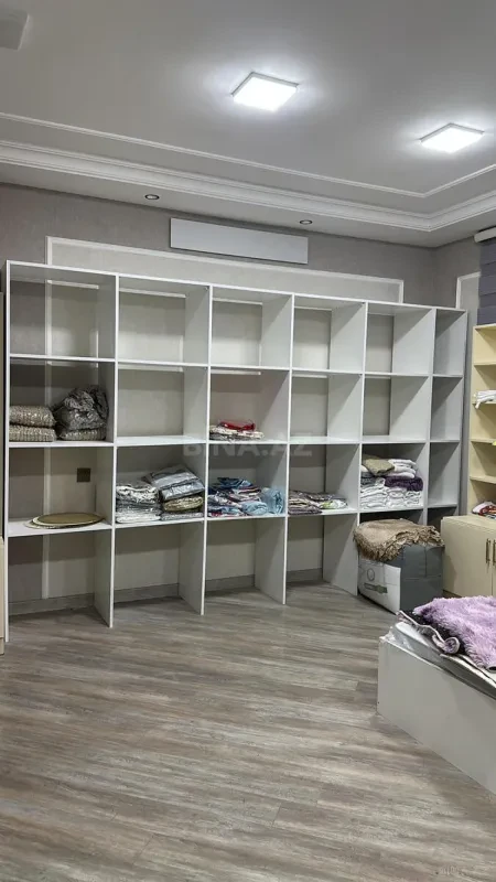 Satılır obyekt 45 m²