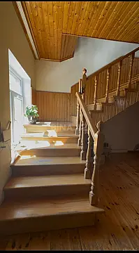 Satılır 6 otaqlı həyət evi 220 m²