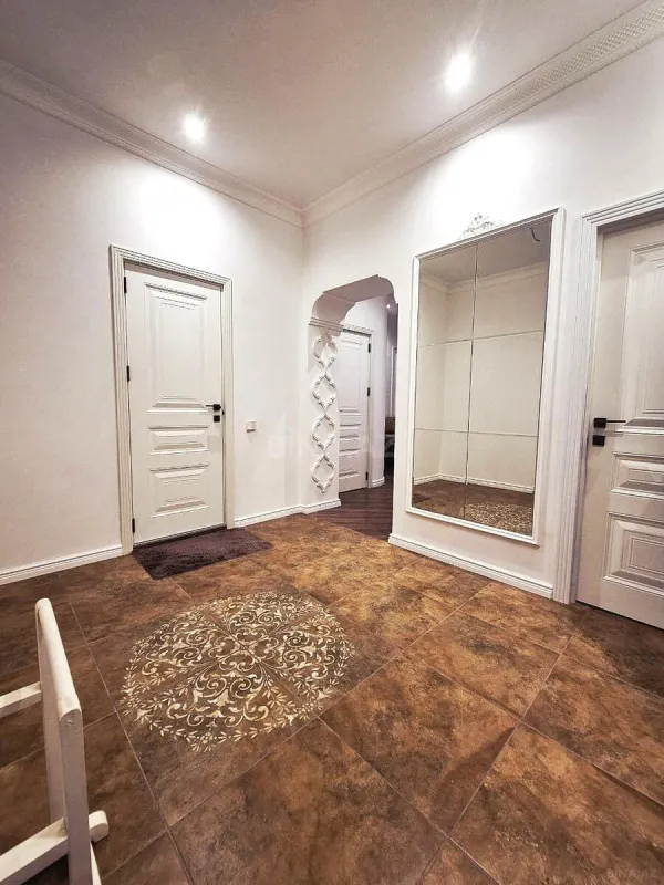 Satılır 2 otaqlı mənzil 65.5 m²