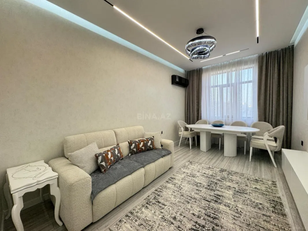 Satılır 3 otaqlı mənzil 110 m²