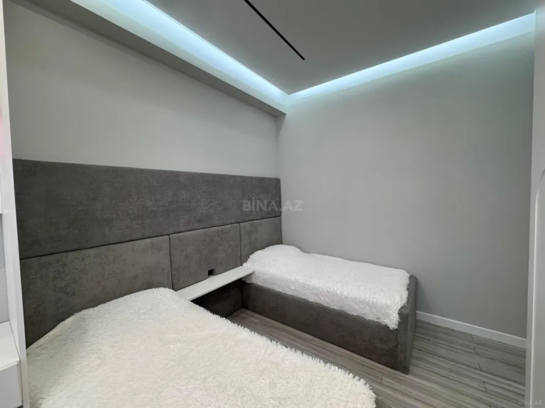 Satılır 3 otaqlı mənzil 110 m²