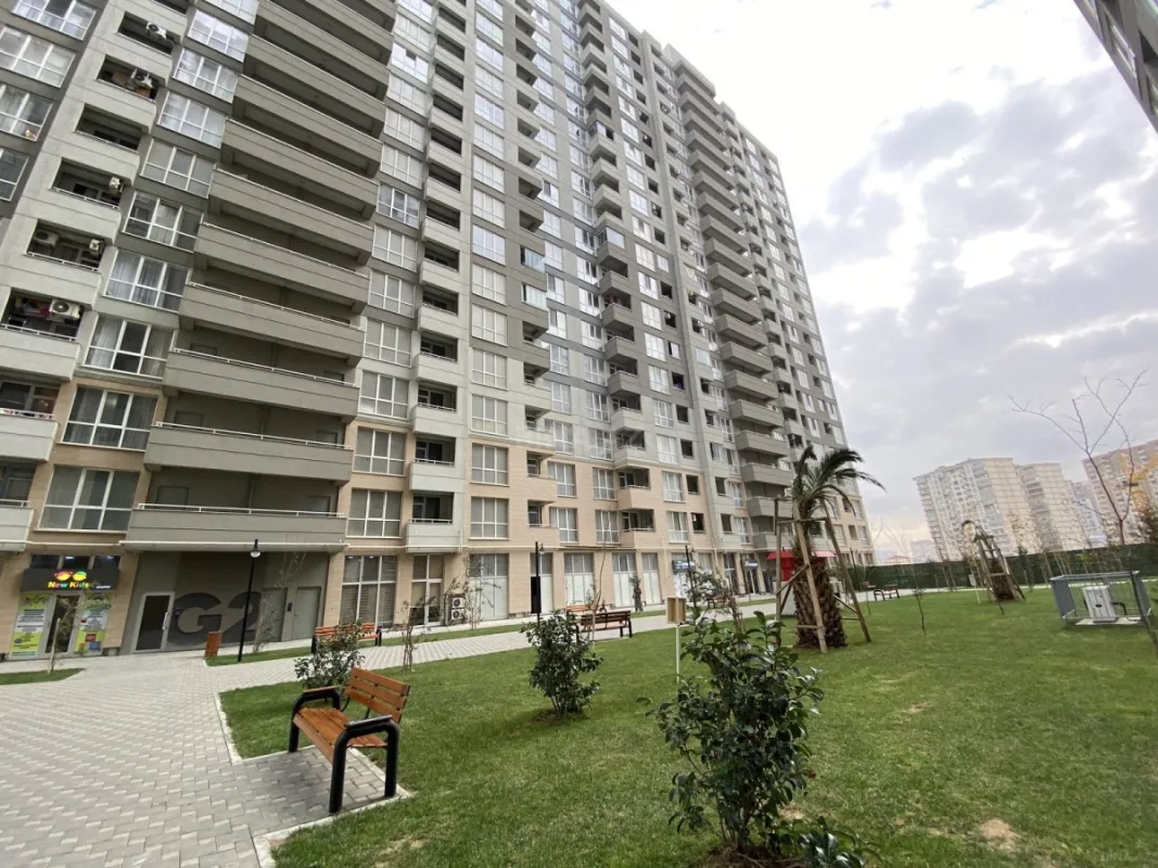 Satılır 3 otaqlı mənzil 96.5 m²