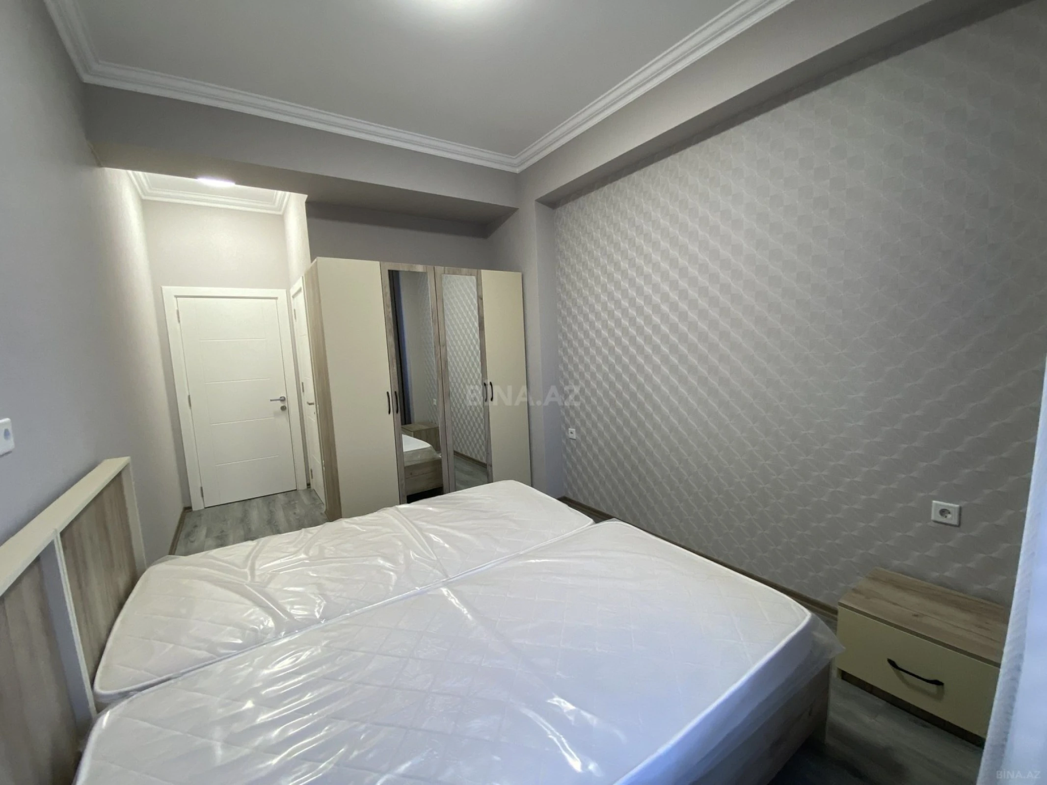 Satılır 3 otaqlı mənzil 96.5 m²