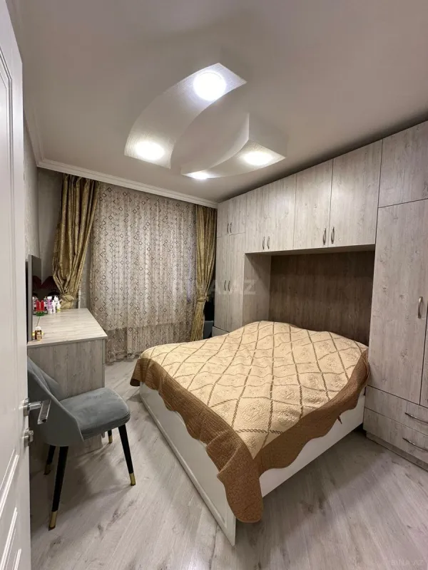 Satılır 2 otaqlı mənzil 65 m²