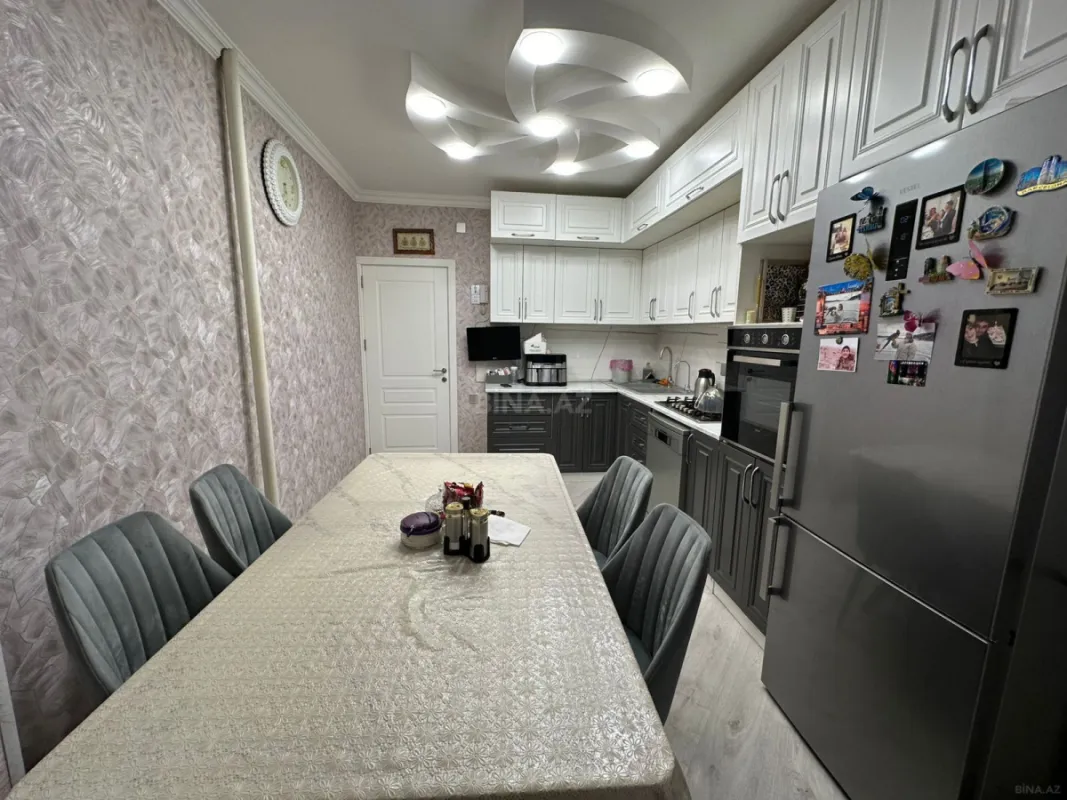 Satılır 2 otaqlı mənzil 65 m²
