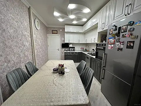 Satılır 2 otaqlı mənzil 65 m² — Bakı, Yeni Günəşli 2 otaq 65.00 m²