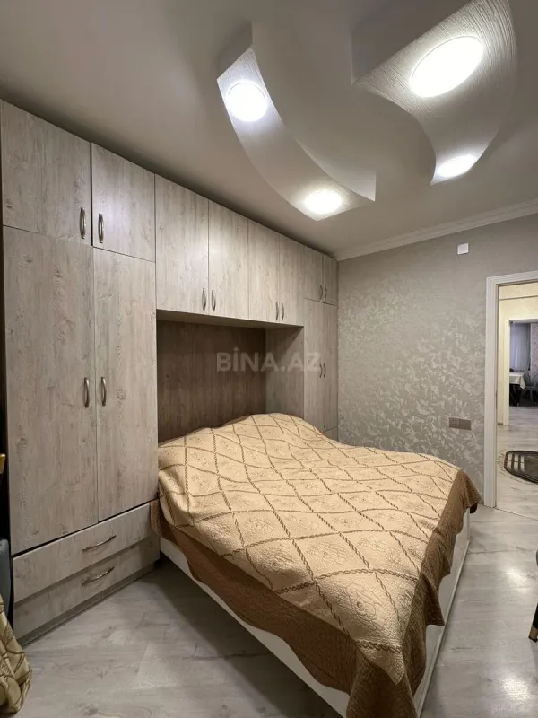 Satılır 2 otaqlı mənzil 65 m²