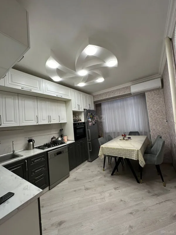 Satılır 2 otaqlı mənzil 65 m²