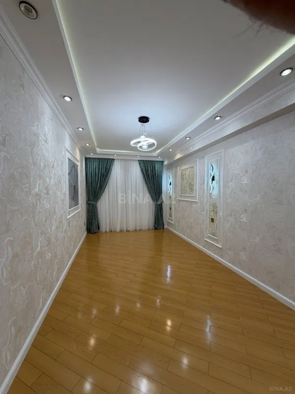 Satılır 3 otaqlı mənzil 150 m²