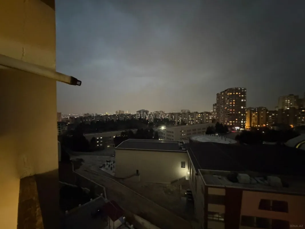 Satılır 3 otaqlı mənzil 150 m²