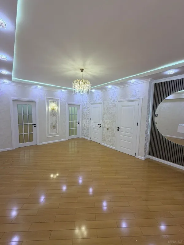 Satılır 3 otaqlı mənzil 150 m²
