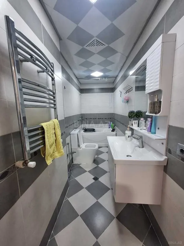 Satılır 3 otaqlı mənzil 82 m²