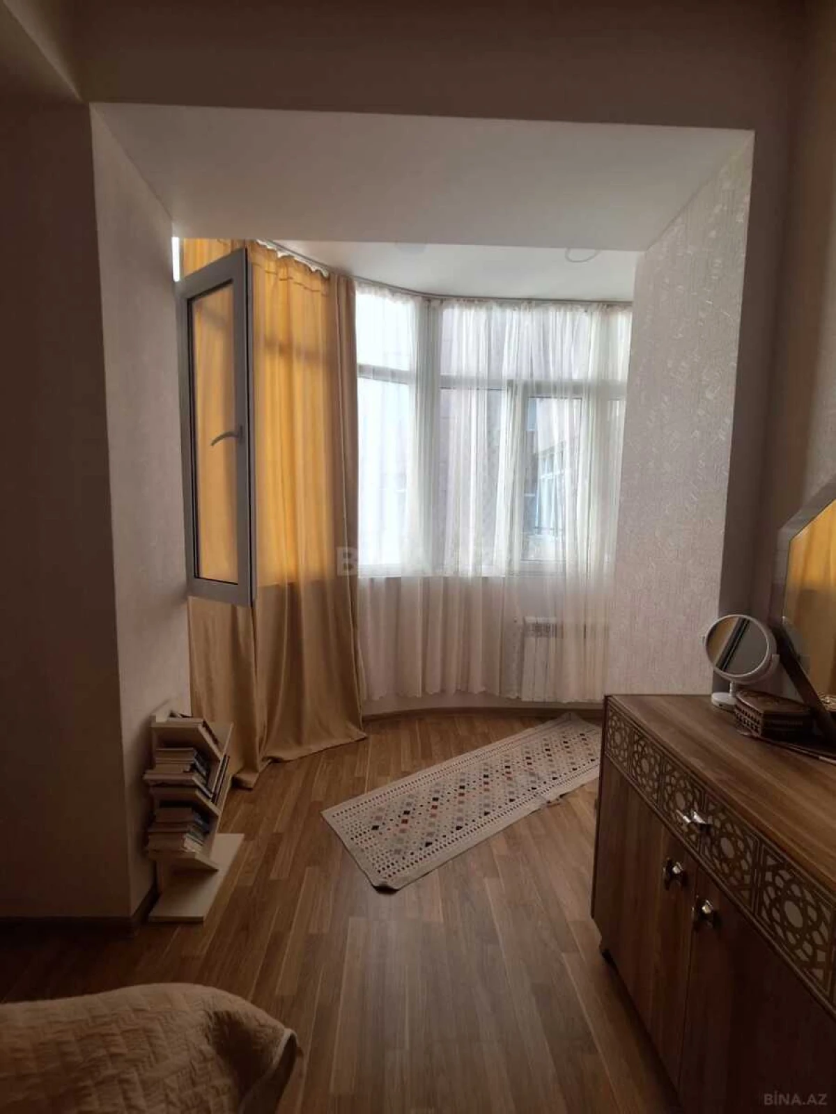 Satılır 3 otaqlı mənzil 82 m²
