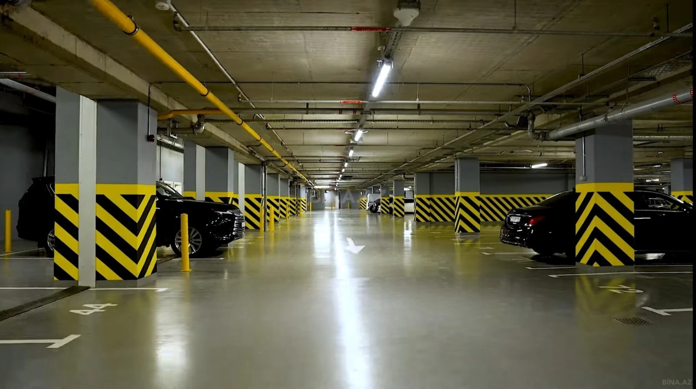 Satılır 4 otaqlı ofis 110 m²