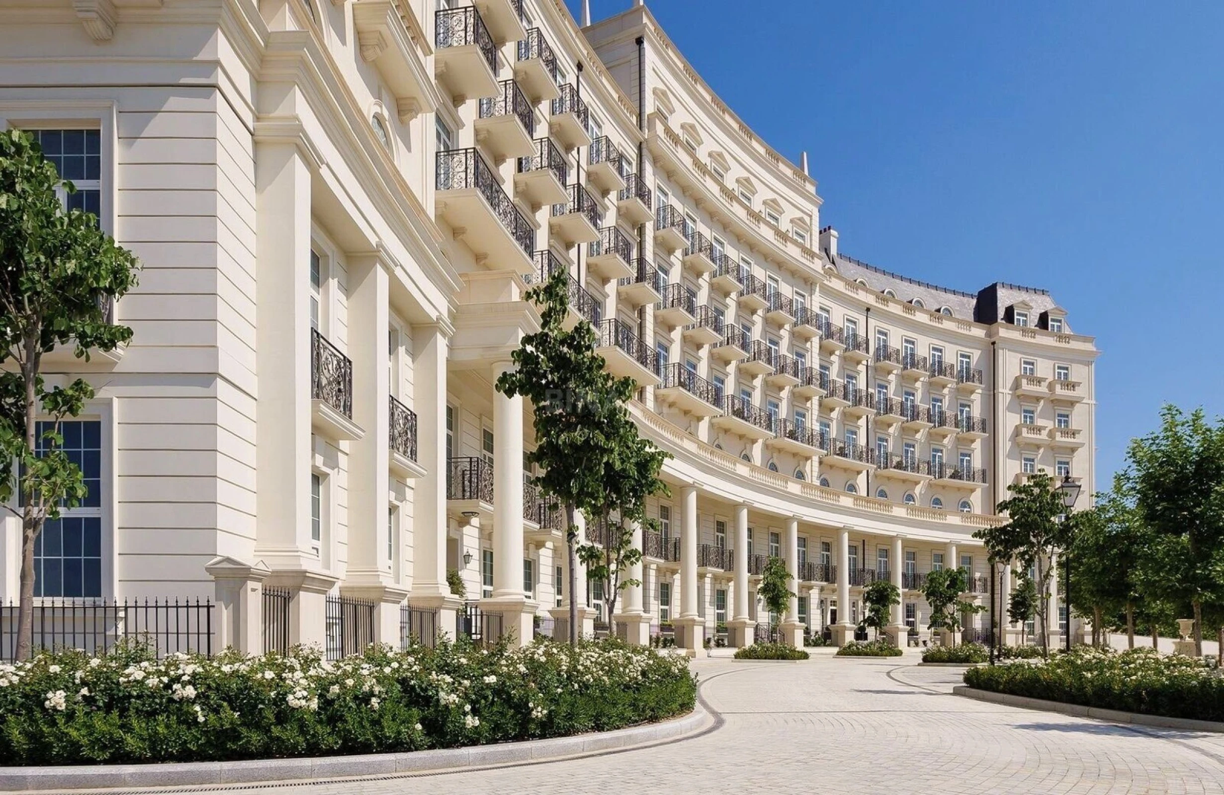 Satılır 4 otaqlı ofis 110 m²