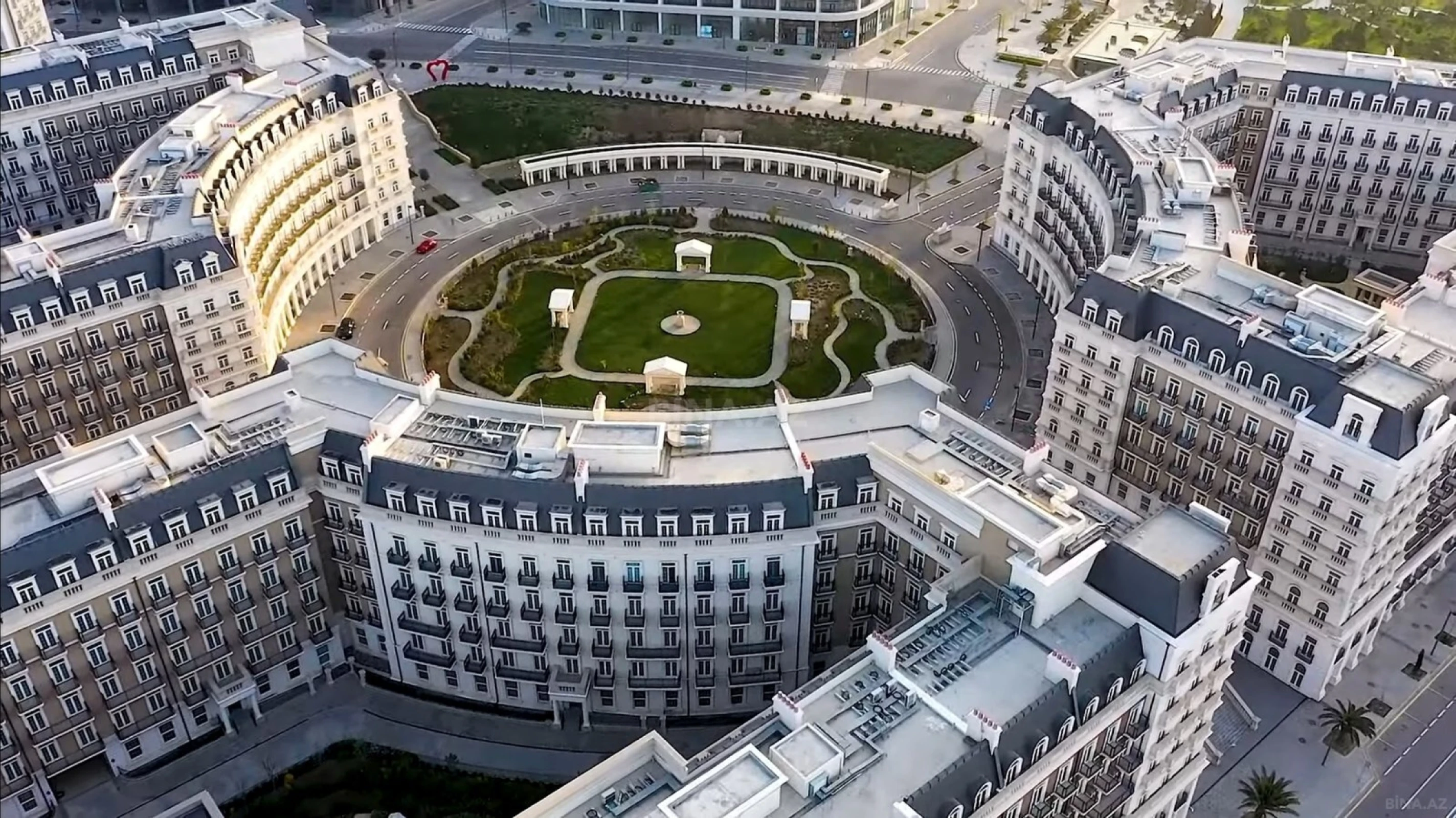 Satılır 4 otaqlı ofis 110 m²