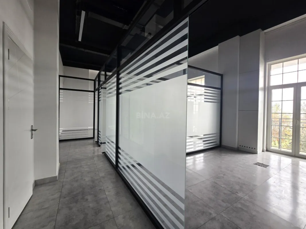 Satılır 4 otaqlı ofis 110 m²