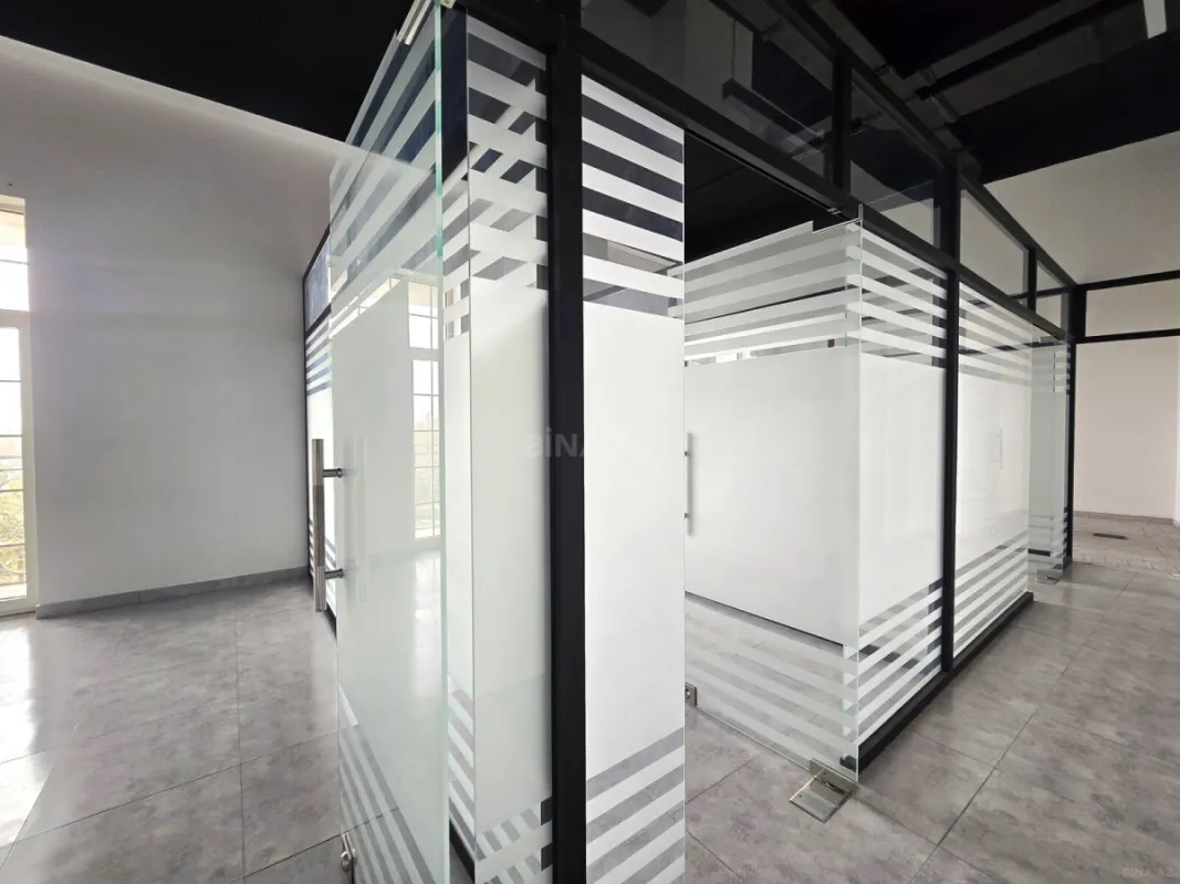 Satılır 4 otaqlı ofis 110 m²