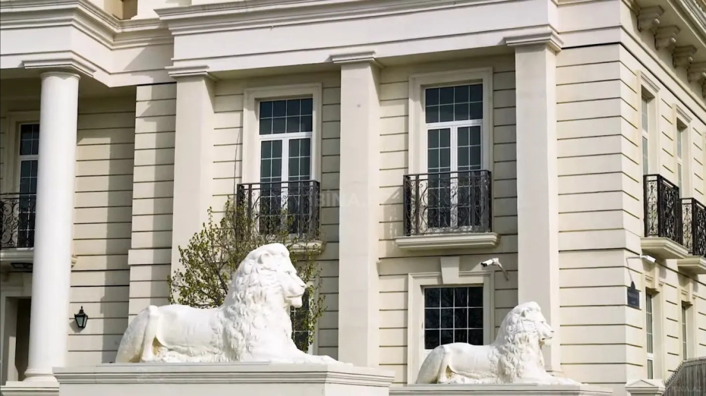 Satılır 4 otaqlı ofis 110 m²