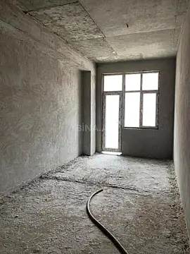 Satılır 3 otaqlı mənzil 141 m²