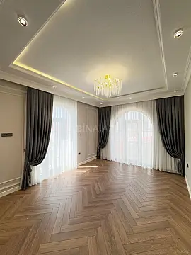 Satılır 6 otaqlı həyət evi 450 m²