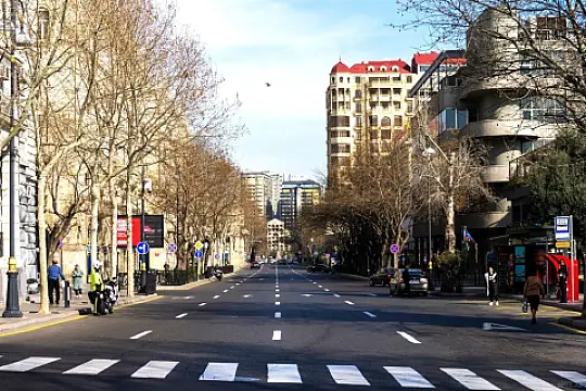 Satılır obyekt 70 m²