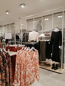 Satılır obyekt 70 m²